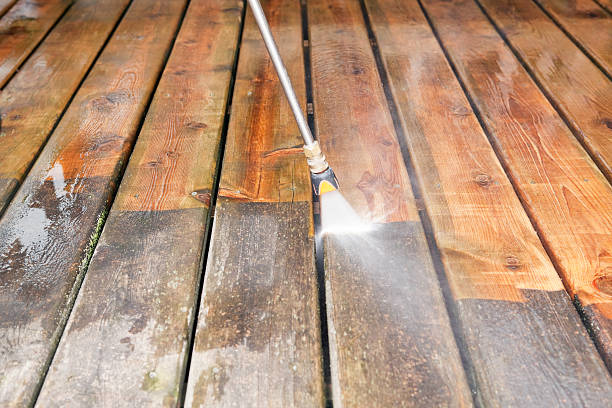 Best Deck Pressure Washing  in Eagle Lake, MN
